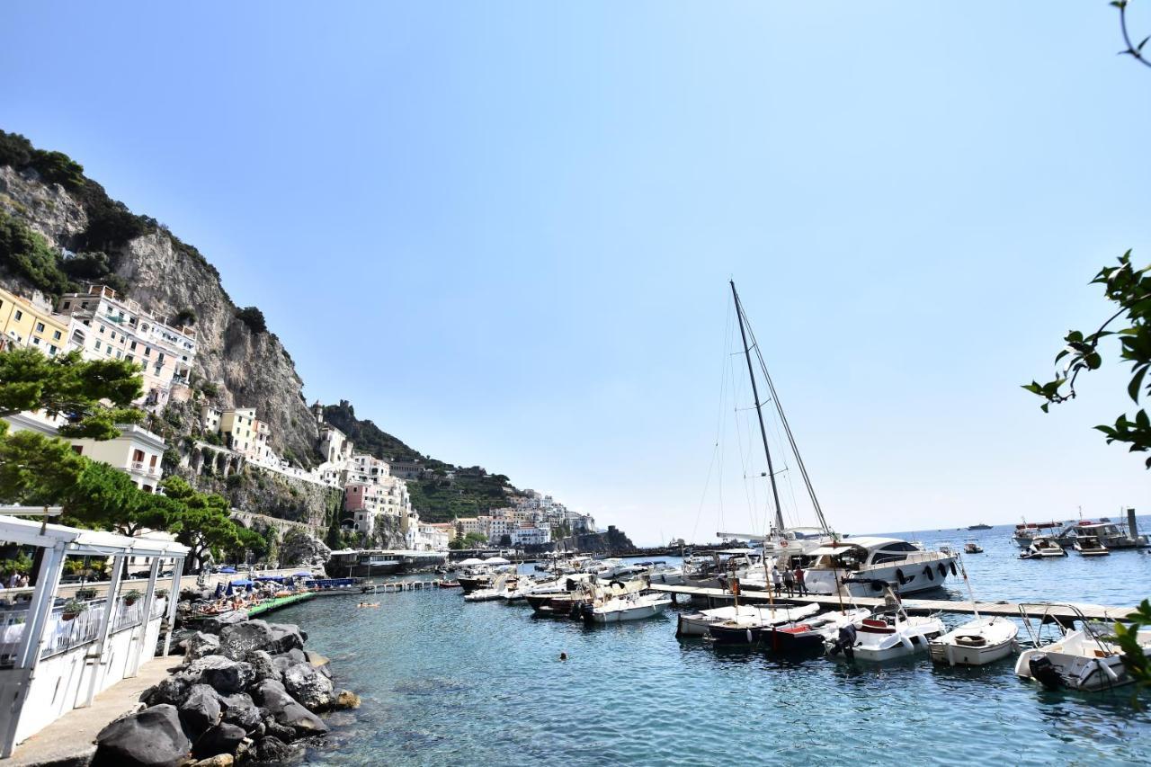 Chiostro 2.0 Apartment Amalfi Bagian luar foto