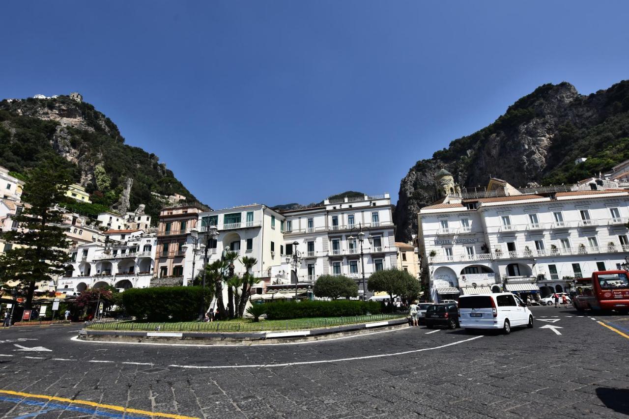 Chiostro 2.0 Apartment Amalfi Bagian luar foto