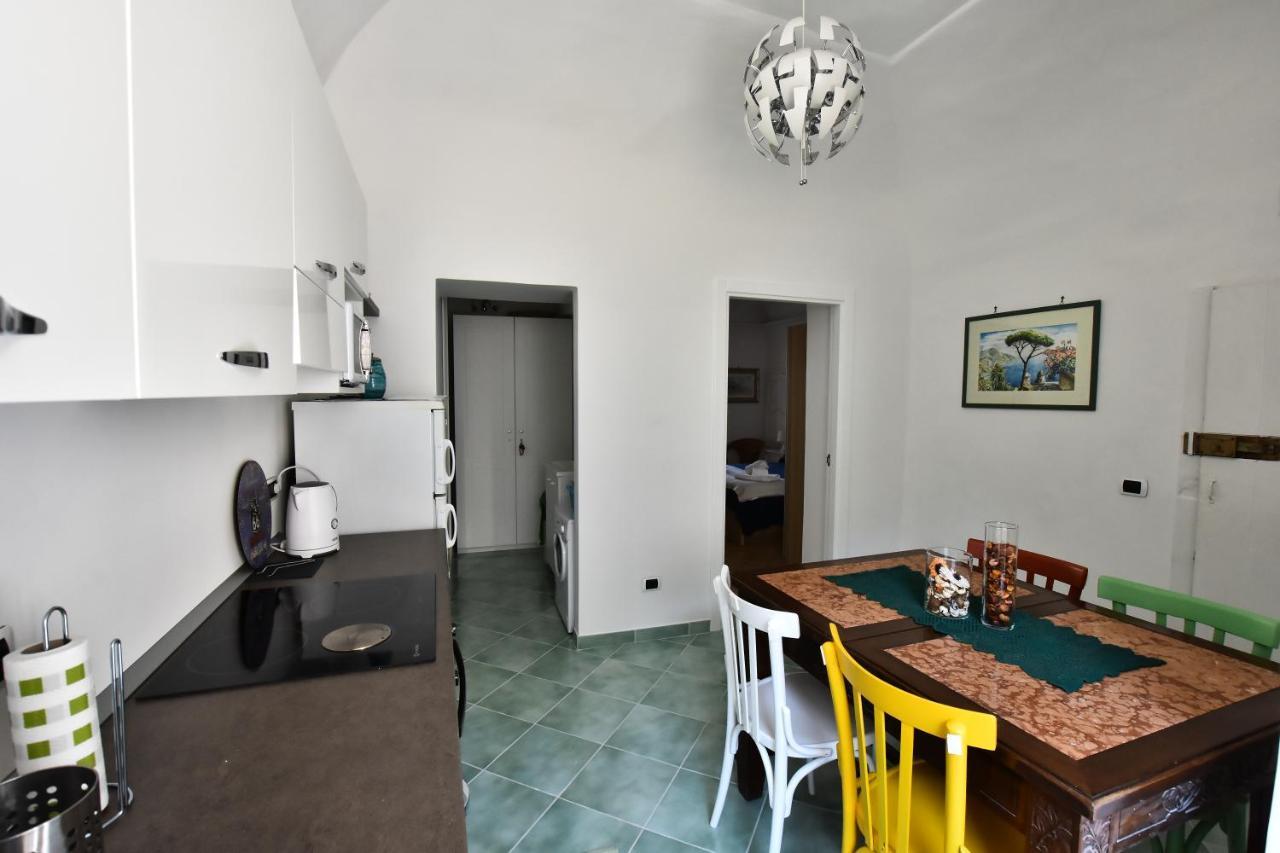 Chiostro 2.0 Apartment Amalfi Bagian luar foto